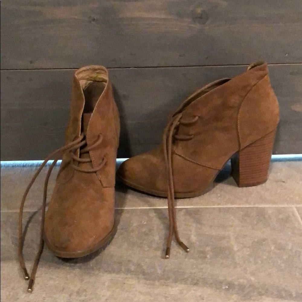 Forever 21 booties size 7